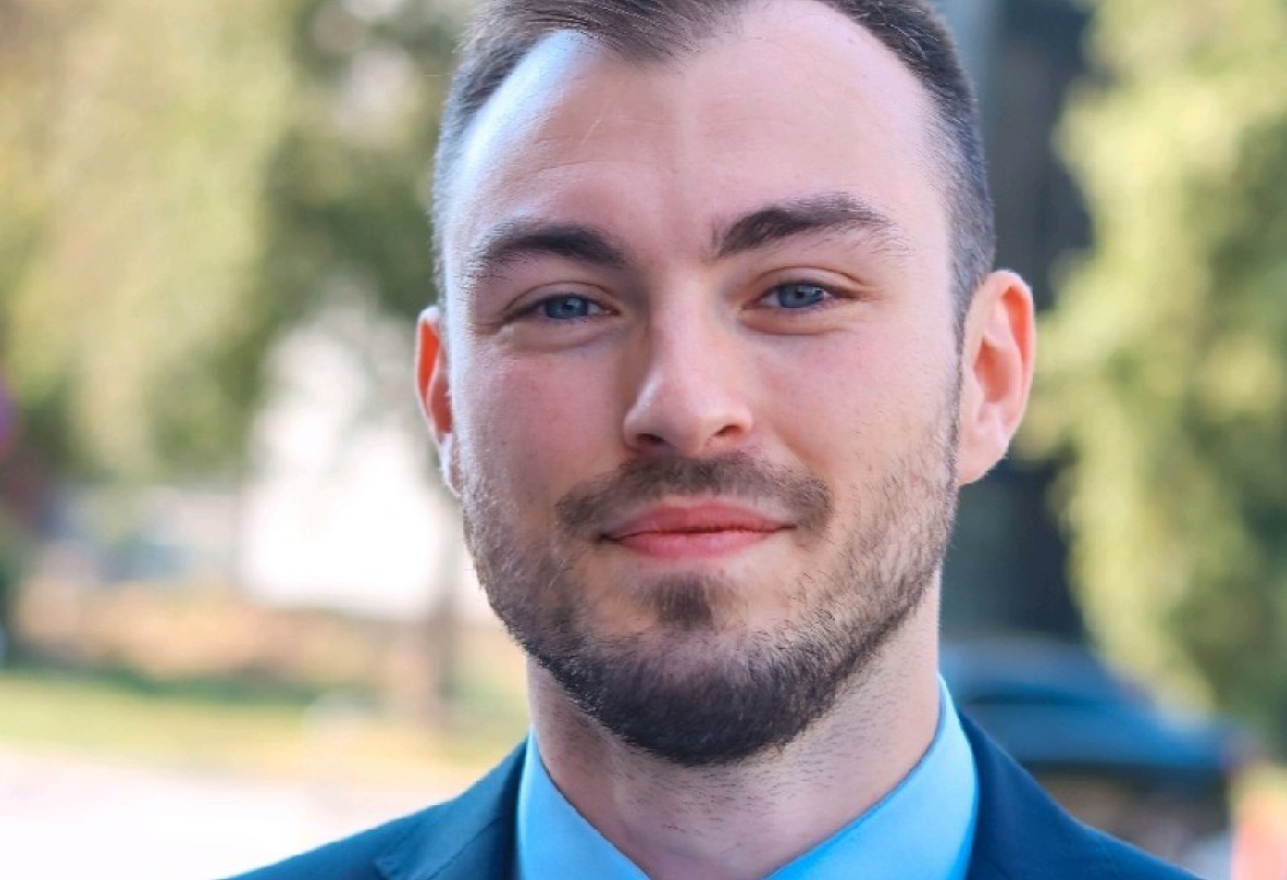 “Go on an exchange, broaden your horizons. Meet students from different places, of different backgrounds and world views. And have fun doing it!” - Dino Mehmedagić, IUS Alumni Success Story