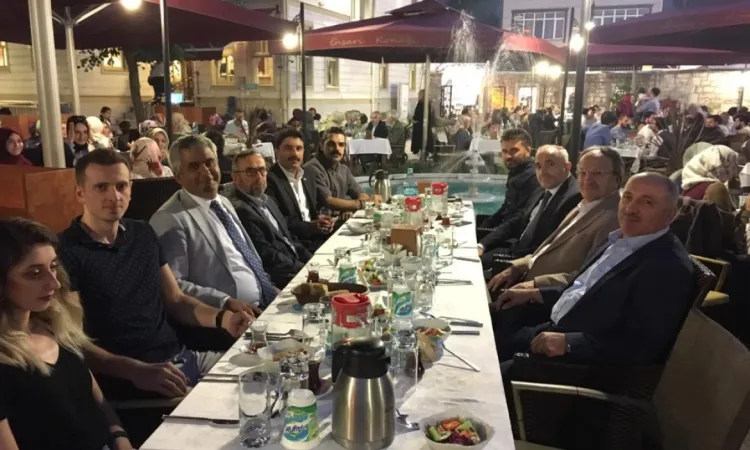 Traditional Iftar for IUS Alumni